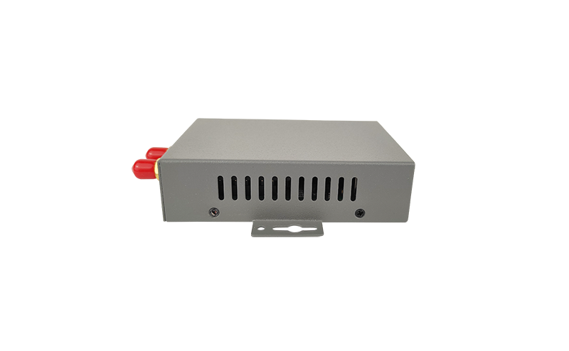 Industrial 5-port 4G Router